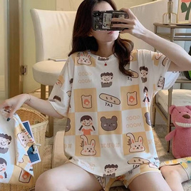 Bra Studio ชุดนอนเสื้อแขนสั้นพร้อมกางเกงขาสั้น ลายตารางขนมปัง - Bra Studio, ชุดนอน