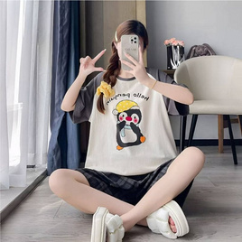 Bra Studio ชุดนอนเสื้อแขนสั้นพร้อมกางเกงขาสั้น ลายแพนกวิน - Bra Studio, ชุดนอน