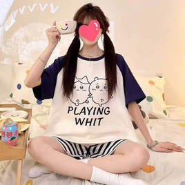 Bra Studio ชุดนอนเสื้อแขนสั้นพร้อมกางเกงขาสั้น ลาย Playing - Bra Studio, ชุดนอน