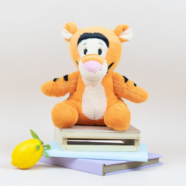 Disney HM Classic Plush ทิกเกอร์ 10 นิ้ว (Tigger) (Plush) - Taketoys, ตุ๊กตา