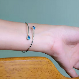 Ownory กำไลข้อมือรูปหยดน้ำฝน Rhythm of the Rain Bangle รหัส 10043323 - Ownory, เครื่องประดับผู้หญิง