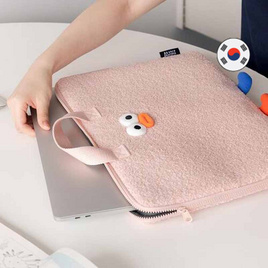 ROPAMODA กระเป๋าใส่โน้ตบุ๊คขนปุย Brunch Brother 15-inch Pom-Pom Booklet Wide Laptop Pouch - ROPAMODA, อุปกรณ์เครื่องเขียน