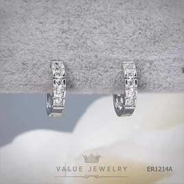 ValueJewelry ต่างหูห่วง ฝังคริสตัลเพชรกลม  ขอบเหลี่ยม 1แถว 5เม็ดเรียง  ER1214 - ValueJewelry, เครื่องประดับผู้หญิง