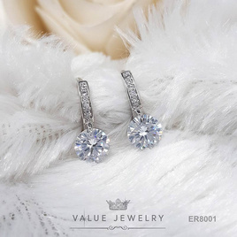 ValueJewelry ต่างหูแบบห่วง ฝังคริสตัลแท้ ประดับเสริมคริสตัลเพชรกลม ขนาด7มิล ER8001 - ValueJewelry, ValueJewelry