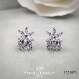 ValueJewelry ต่างหูแป้น คริสตัลกลม ประดับเพชรดอกไม้ เล็กน่ารัก สวยดั่งเพชรแท้  ER0197 - ValueJewelry, 7Online