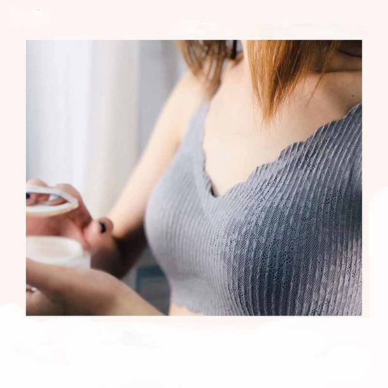 RIKA Seamless บราลูกไม้ไร้โครง แบบสวมหัว เสริมฟอง 3D อกชิดสวย AA1010 ผ้าลูกไม้อัดพลีท RIKA Seamless บราลูกไม้ไร้โครง แบบสวมหัว เสริมฟอง 3D อกชิดสวย AA1010 ผ้าลูกไม้อัดพลีท