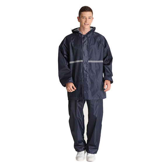 Rain coats ชุดกันฝนเสื้อกางเกงอย่างหนา Premium รุ่น Oxford พร้อมรองเท้าบูธคลุมกันฝน (XL) Rain coats ชุดกันฝนเสื้อกางเกงอย่างหนา Premium รุ่น Oxford พร้อมรองเท้าบูธคลุมกันฝน (XL)