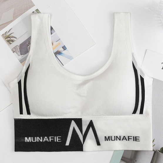 Munafie เสื้อใน Sport bar