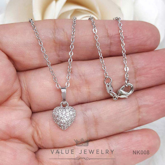 ValueJewelry สร้อยคอพร้อมจี้ ฝังคริสตัลแท้ ลายหัวใจ ขนาดพอเหมาะ  NK008