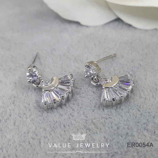 ValueJewelry ต่างหูแป้น เพชรกลม3มิล ประดับติ้งคริสตัล ลายใบพัด นำโชค ขนาดเล็ก ER0054