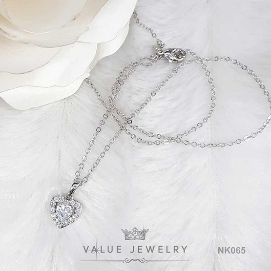 ValueJewelry สร้อยคอพร้อมจี้ ฝังคริสตัลแท้ ลายหัวใจ ขนาดกลาง สร้อย สร้อยคอ เครื่องประดับ NK065