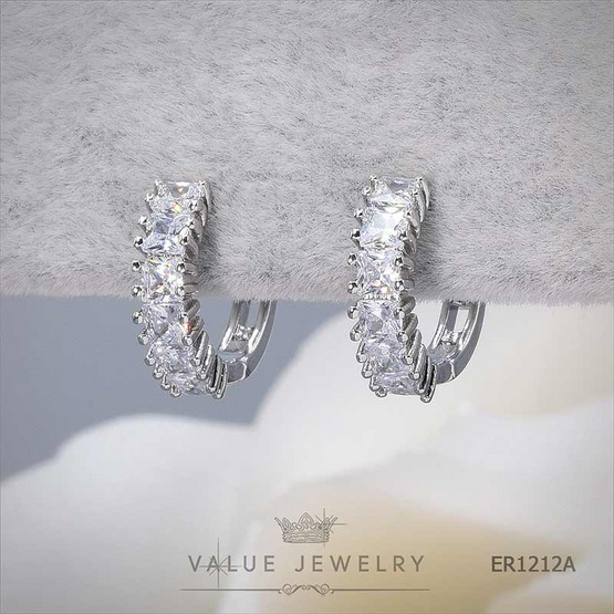 ValueJewelry ต่างหูห่วง ฝังคริสตัลเพชรปริ้นเซส 1แถว 6เม็ดเรีย ER1212 ValueJewelry ต่างหูห่วง ฝังคริสตัลเพชรปริ้นเซส 1แถว 6เม็ดเรีย ER1212