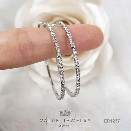 ValueJewelry ต่างหูห่วง ประดับคริสตัลแท้ ขนาด2มิลรอบวง ขนาด วง4เซน เงินแท้ ER1237