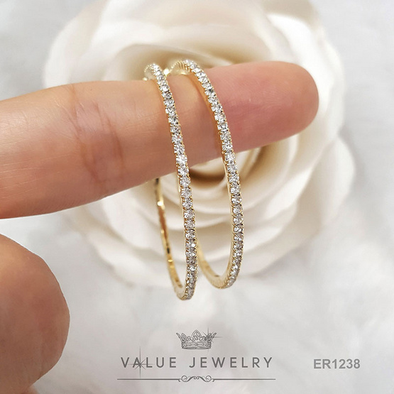 ValueJewelry ต่างหูห่วง ประดับคริสตัลแท้ ขนาด2มิลรอบวง ขนาด วง4เซน เงินแท้ ER1238ValueJewelry