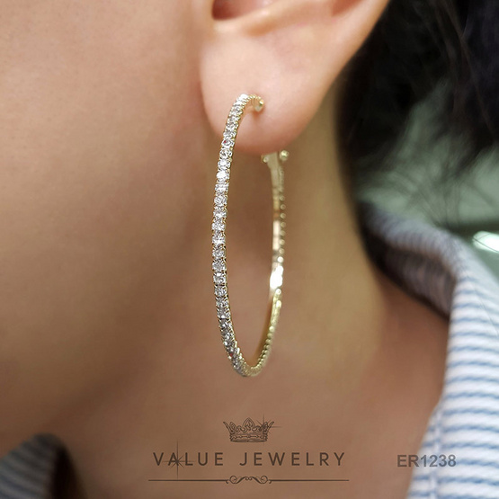 ValueJewelry ต่างหูห่วง ประดับคริสตัลแท้ ขนาด2มิลรอบวง ขนาด วง4เซน เงินแท้ ER1238ValueJewelry