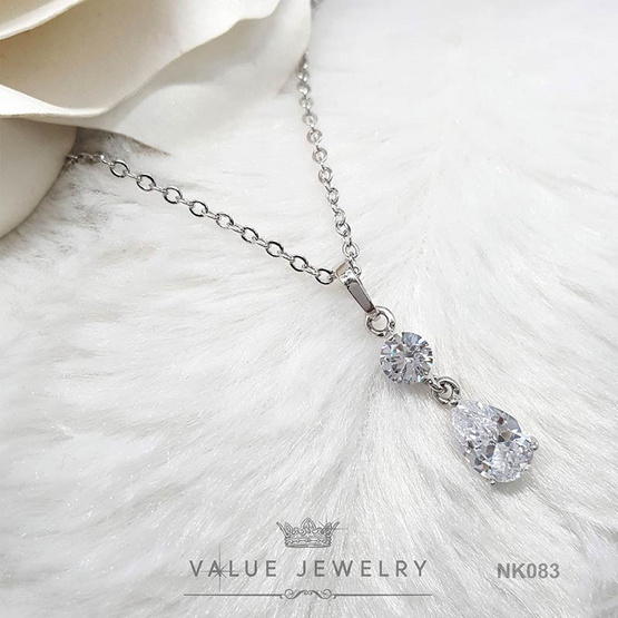 ValueJewelry สร้อยคอพร้อมจี้ ประดับคริสตัลเม็ดกลม ติ้งเพชรหยดน้ำ ขนาดพอเหมาะ NK083