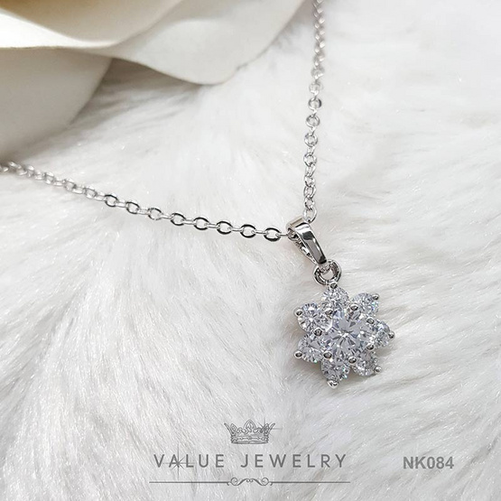 ValueJewelry สร้อยคอพร้อมจี้ ประดับคริสตัลเพชรกลม ลายดอกพิกุล NK084