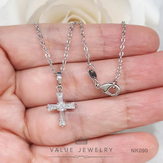 ValueJewelry สร้อยจี้ ไม้กางเขนเล็ก คริสตัลแท้ วิบวับเหมือนเพชรแท้ ใส่ได้ทุกวัน NK090