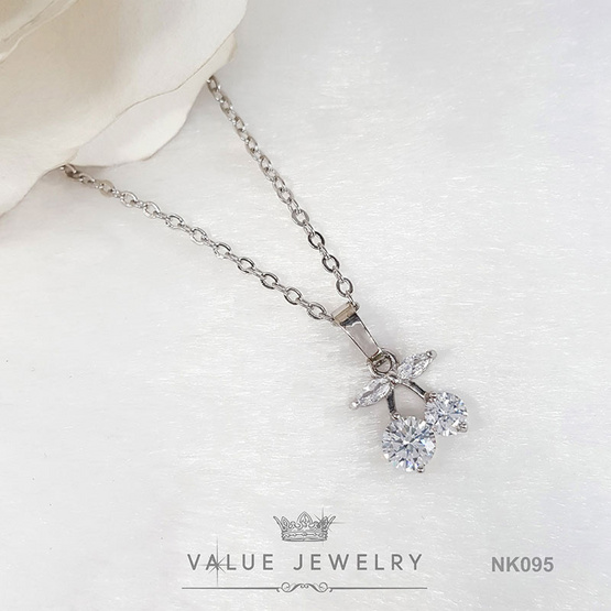 ValueJewelry สร้อยคอพร้อมจี้ ประดับคริสตัลแท้ ลายเชอรี่ Cherry ขนาดเล็ก เครื่องประดับ สร้อย NK095