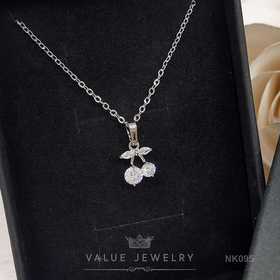 ValueJewelry สร้อยคอพร้อมจี้ ประดับคริสตัลแท้ ลายเชอรี่ Cherry ขนาดเล็ก เครื่องประดับ สร้อย NK095