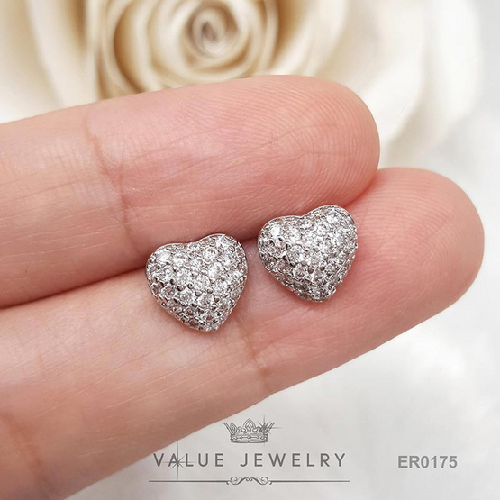 ValueJewelry ต่างหูแป้น ลายหัวใจ Heart ฝังคริสตัลแท้ ขนาดพอเหมาะ ตุ้มหู เครื่องประดับ ER0175