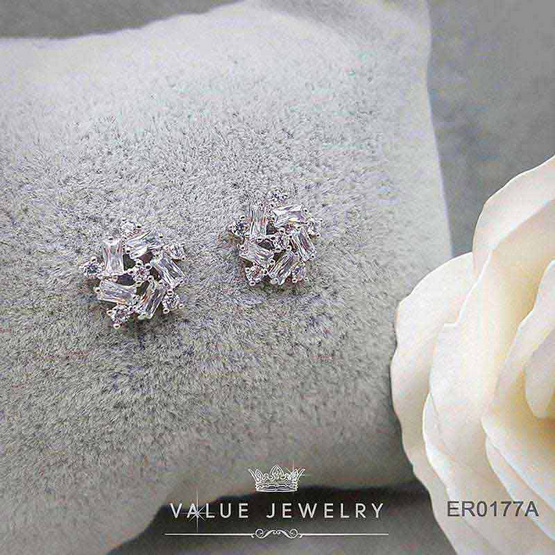 ValueJewelry ต่างหูแป้น ฝังคริสตัลแท้ ลายดอกไม้  ขนาดกลาง  ER0177