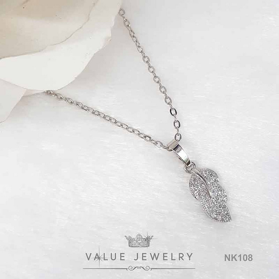 ValueJewelry สร้อยคอพร้อมจี้ ประดับคริสตัลละเอียด ลายขนนก ขนาดพอเหมาะ NK108