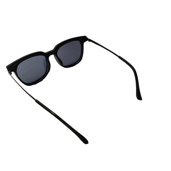 Milano Sunglasses แว่นตากันแดดแบบคลิปออน รุ่น SS2LE CIP33P