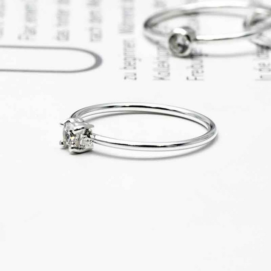 Beauty Jewelry แหวนเงินแท้ 92.5% แหวนแฟชั่น แหวนมินิมอล ประดับเพชร CZ รุ่น RS3054-SS Beauty Jewelry แหวนเงินแท้ 92.5% แหวนแฟชั่น แหวนมินิมอล ประดับเพชร CZ รุ่น RS3054-SS