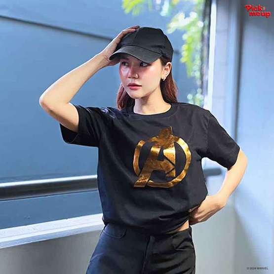 PickMeUp เสื้อยืดพิมพ์ลาย AVENGERS COPPER LOGO สีดำ PickMeUp เสื้อยืดพิมพ์ลาย AVENGERS COPPER LOGO สีดำ