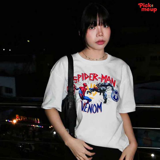 PickMeUp เสื้อยืดพิมพ์ลาย SPIDER-MAN VS VENOM สีดำ