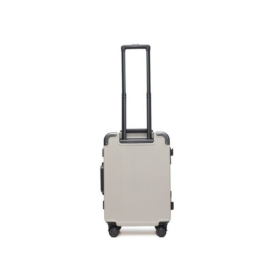 HQ LUGGAGE กระเป๋าเดินทาง PC 4 ล้อคู่ โครงอลูมิเนียม ระบบล็อคมาตรฐาน TSA รุ่น 6606 สีขาว