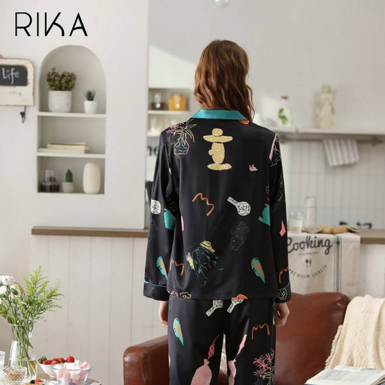 RIKA ชุดนอนเสื้อพร้อมกางเกงขายาว ผ้า Satin รุ่น AA3038