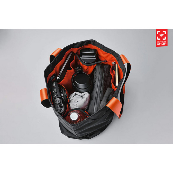 Alpaka กระเป๋า Elements Tote สี Black (AA010370110) Alpaka กระเป๋า Elements Tote สี Black (AA010370110)