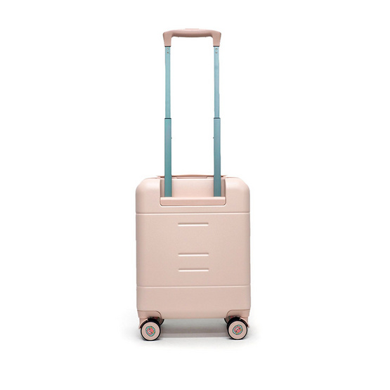 HQ LUGGAGE | SPY x FAMILY กระเป๋าเดินทาง 16 นิ้ว 100% PC รุ่น SF006 HQ LUGGAGE | SPY x FAMILY กระเป๋าเดินทาง 16 นิ้ว 100% PC รุ่น SF006