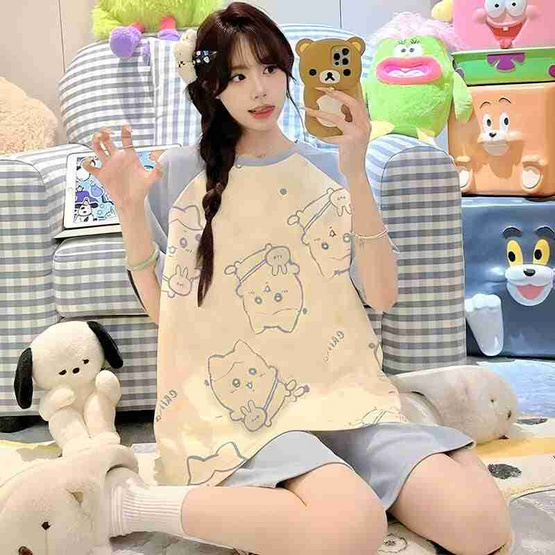 Bra Studio ชุดนอนเสื้อแขนสั้นพร้อมกางเกงขาสั้น ลายแมวสีฟ้า