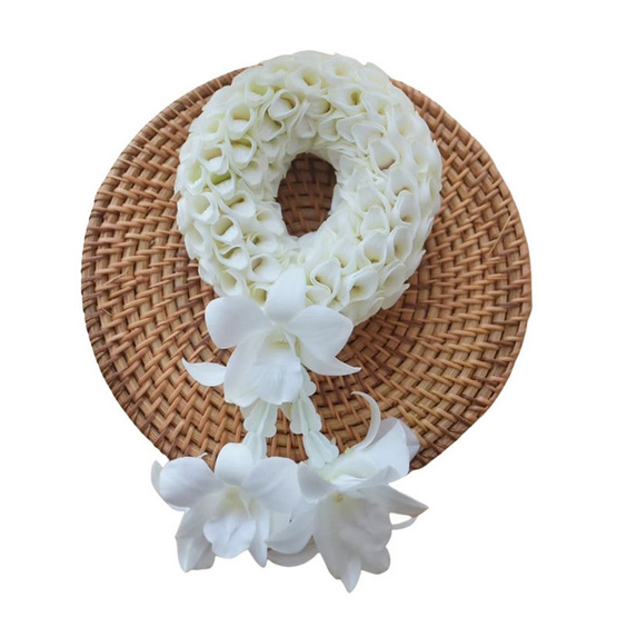 BangkokFlower พวงมาลัยกล้วยไม้สดสีขาวรักแม่ แบบที่ 2 BangkokFlower พวงมาลัยกล้วยไม้สดสีขาวรักแม่ แบบที่ 2