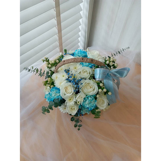 BangkokFlower The heart of MOM กระเช้าดอกกุหลาบ BangkokFlower The heart of MOM กระเช้าดอกกุหลาบ