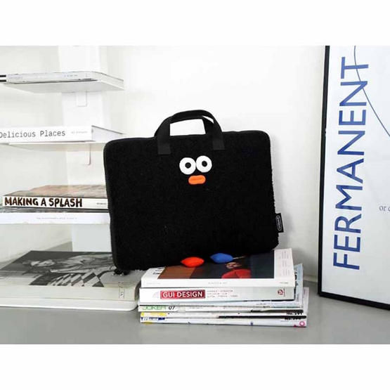 ROPAMODA กระเป๋าใส่โน้ตบุ๊คขนปุย Brunch Brother 15-inch Pom-Pom Booklet Wide Laptop Pouch ROPAMODA กระเป๋าใส่โน้ตบุ๊คขนปุย Brunch Brother 15-inch Pom-Pom Booklet Wide Laptop Pouch