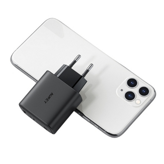 Aukey หัวชาร์จ 32W รุ่น PA-F3S