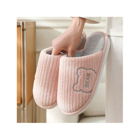 Fashion slippers รองเท้าใส่ในบ้าน ลาย BEAR Fashion slippers รองเท้าใส่ในบ้าน ลาย BEAR