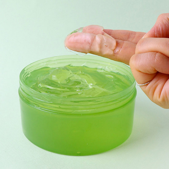 JIGOTT เนเชอรอล อโรเวร่า มอยซ์เจอร์ซูทติ้งเจล 300มล.