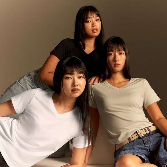 GQ Easy จีคิว อีซี่ เสื้อทรงผู้หญิง คอวี