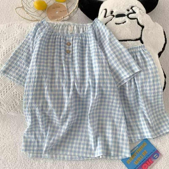 Forever25 ชุดนอนผู้หญิงคอกลม เสื้อแขนสั้นพร้อมกางเกงขาสั้น ลายฟ้าตาราง