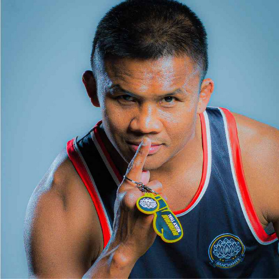 บัวขาว พวงกุญแจยางนวมชกมวย (คละแบบ) สีดำ