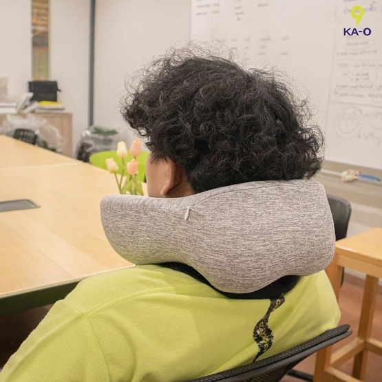 KA-O หมอนรองคอ Travel U-Shape Foam Neck Pillow