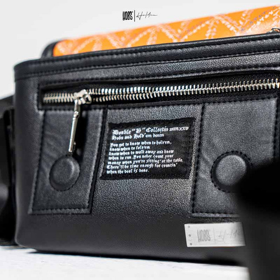 กระเป๋า HOBS X Holdem ขนาด 12 นิ้ว ผ้ายีนส์ มีกล่อง