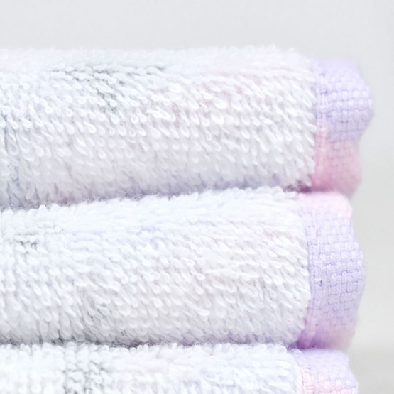 Chilli  ผ้าขนหนูลิขสิทธิ์ ขนาด 30x60 นิ้ว รุ่น KU-2504 Kuromi