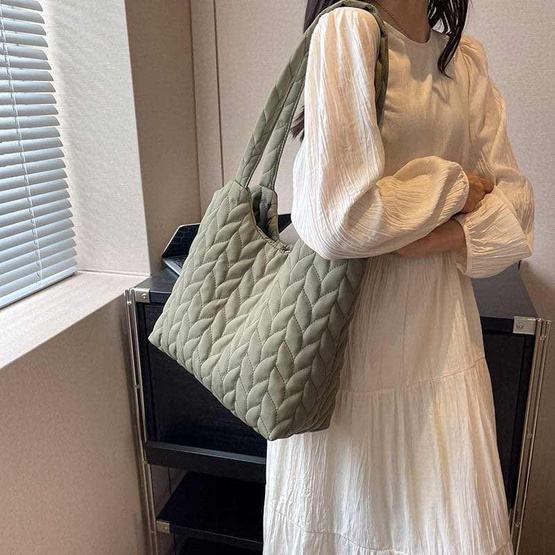 Forever25 B1185 กระเป๋าสะพายข้าง สีเขียว