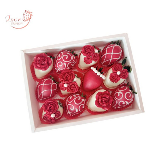Love Strawberry สตรอว์เบอร์รีสดเคลือบไวท์ช็อกโกแลต กุหลาบแดงคลาสสิค